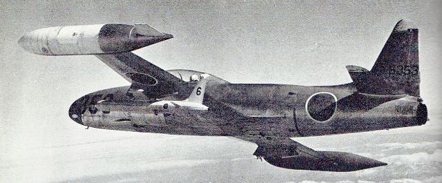 T-33Aの装備品-5 F-104用の高速標的機のテスト
